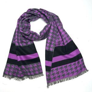 NWOT CHELSEY by Joseph Brushed Silk
Scarf Purple Gray Black Houndstooth Unisex